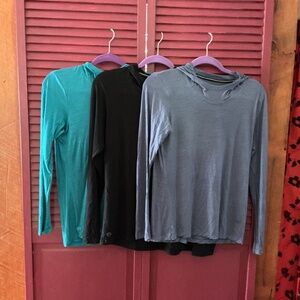 3 Women’s Smartwool Active Ultralite Hoodie’s Medium